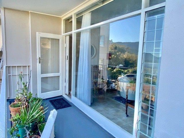 2 Bedroom Property for Sale in Fish Hoek Western Cape